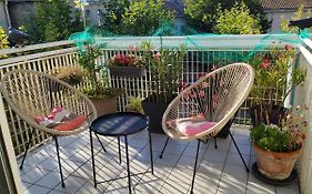 Charming Duplex With Terrace Historical City Center